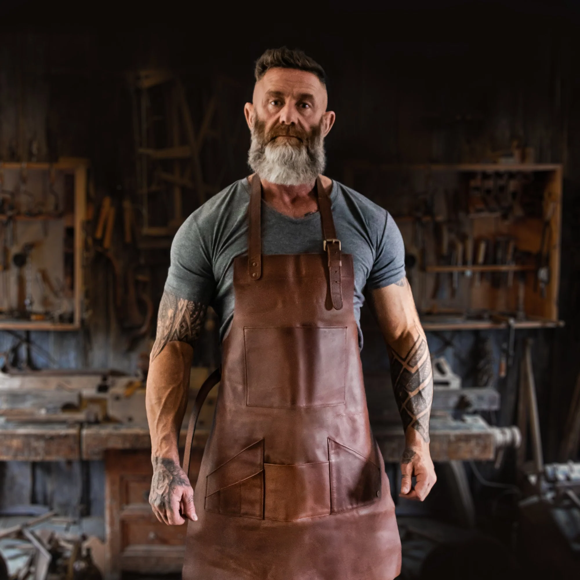 Long Multi-Pocket Leather Apron - Image 7